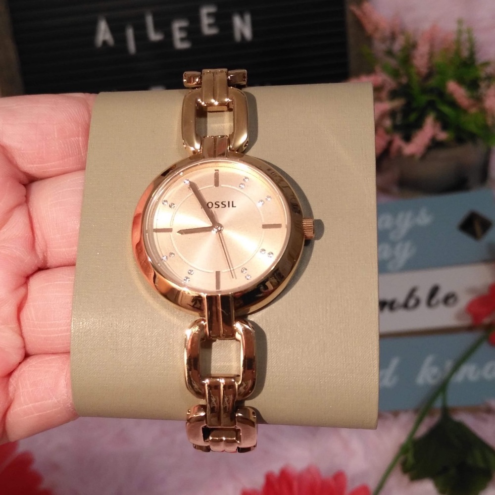 FOSSIL GOLD WATCH - Picture 7 of 7